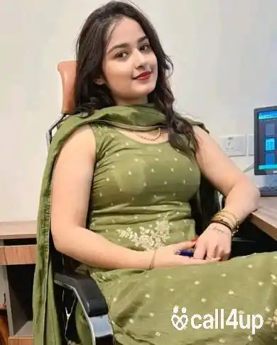 CALL ME 8960205772